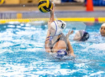 Thumbnail 1 in Guyer @ Hebron photogallery.