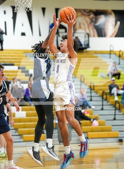 Thumbnail 1 in Cherokee Trail vs Arvada West (Paul Davis Classic) photogallery.