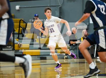 Thumbnail 2 in Cherokee Trail vs Arvada West (Paul Davis Classic) photogallery.