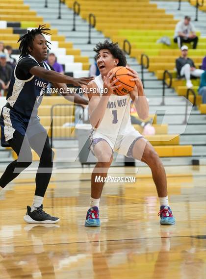 Thumbnail 2 in Cherokee Trail vs Arvada West (Paul Davis Classic) photogallery.