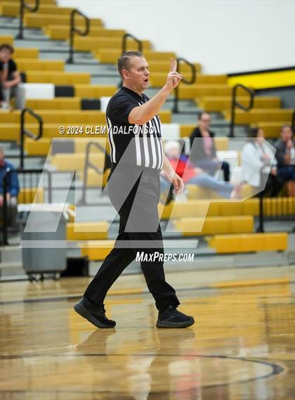 Thumbnail 2 in Cherokee Trail vs Arvada West (Paul Davis Classic) photogallery.
