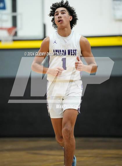 Thumbnail 3 in Cherokee Trail vs Arvada West (Paul Davis Classic) photogallery.