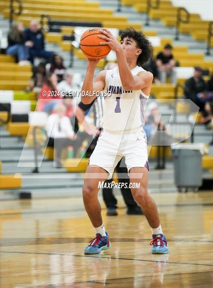 Thumbnail 3 in Cherokee Trail vs Arvada West (Paul Davis Classic) photogallery.