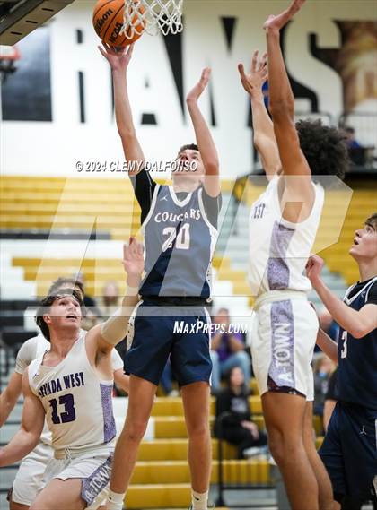 Thumbnail 2 in Cherokee Trail vs Arvada West (Paul Davis Classic) photogallery.