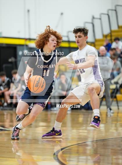 Thumbnail 3 in Cherokee Trail vs Arvada West (Paul Davis Classic) photogallery.