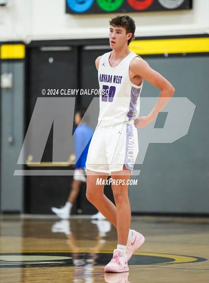 Thumbnail 2 in Cherokee Trail vs Arvada West (Paul Davis Classic) photogallery.