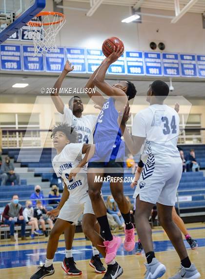 Thumbnail 2 in IMG Academy vs. Hamilton Heights Christian Academy photogallery.