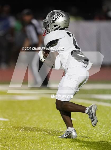 Thumbnail 2 in Randle @ Brenham photogallery.