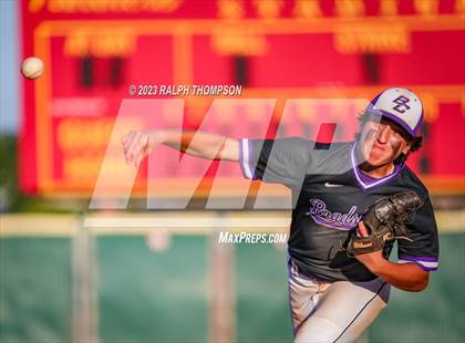 Thumbnail 2 in Sutter vs. Bradshaw Christian (CIF-SJS D5 Final) photogallery.