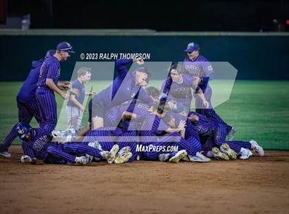 Thumbnail 2 in Sutter vs. Bradshaw Christian (CIF-SJS D5 Final) photogallery.