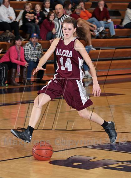Thumbnail 3 in Alcoa vs Campbell County (Winterfest Shootout) photogallery.