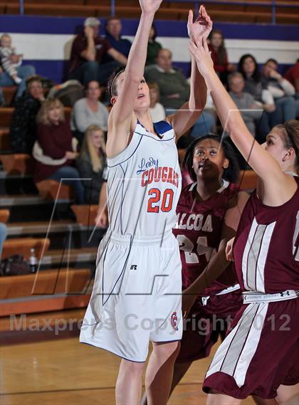 Thumbnail 2 in Alcoa vs Campbell County (Winterfest Shootout) photogallery.