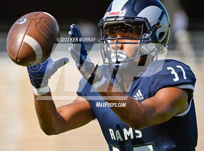 Thumbnail 3 in Jersey Village vs Cypress Ridge photogallery.