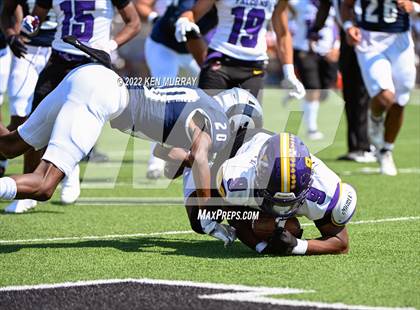 Thumbnail 3 in Jersey Village vs Cypress Ridge photogallery.