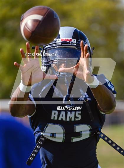 Thumbnail 3 in Jersey Village vs Cypress Ridge photogallery.