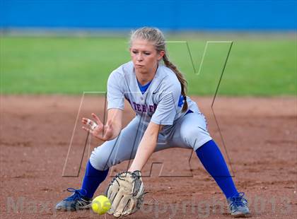 Thumbnail 1 in Waterford vs Granby Memorial (CIAC Class M Final) photogallery.
