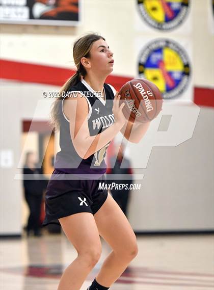 Thumbnail 1 in Willows vs. Woodland Christian (Jim Ernst Classic) photogallery.