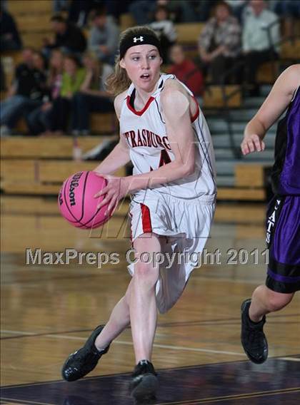 Thumbnail 2 in CO Coaches of Girls Sports 3A All-State photogallery.