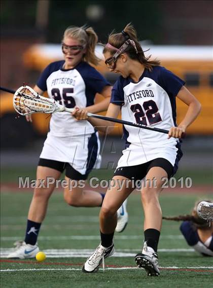 Thumbnail 3 in Mendon/Sutherland v. Fairport (Section 5 Class A Semifinal) photogallery.