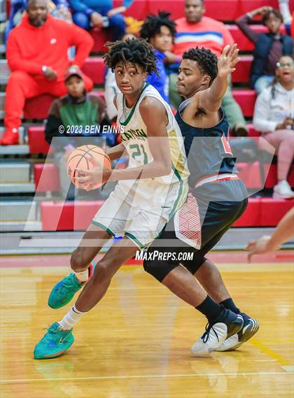 Thumbnail 3 in Sandy Creek vs Grayson (Hard in the Paint) photogallery.