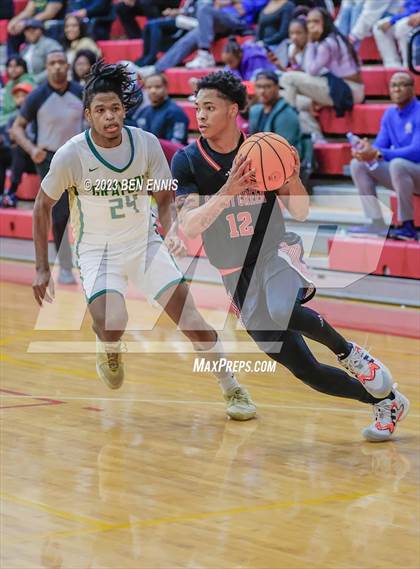 Thumbnail 3 in Sandy Creek vs Grayson (Hard in the Paint) photogallery.