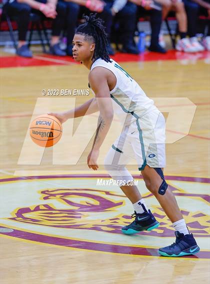 Thumbnail 3 in Sandy Creek vs Grayson (Hard in the Paint) photogallery.