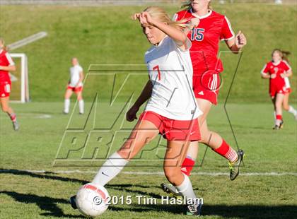 Thumbnail 1 in East vs. Springville photogallery.