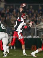At 6-4, Nottingham has great vision on the field. 