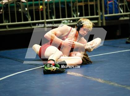 Thumbnail 2 in UHSAA 3A Championships photogallery.