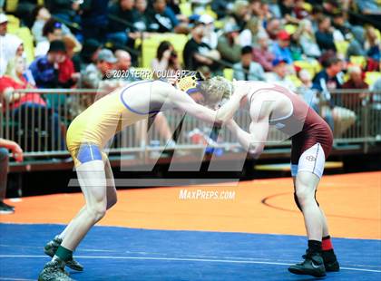 Thumbnail 2 in UHSAA 3A Championships photogallery.