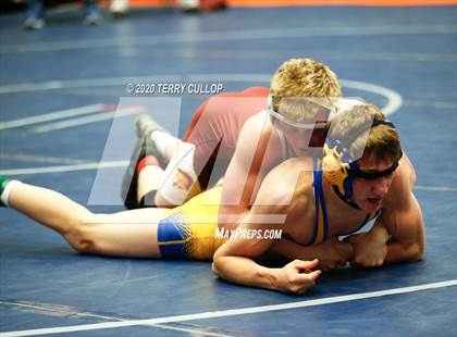 Thumbnail 2 in UHSAA 3A Championships photogallery.