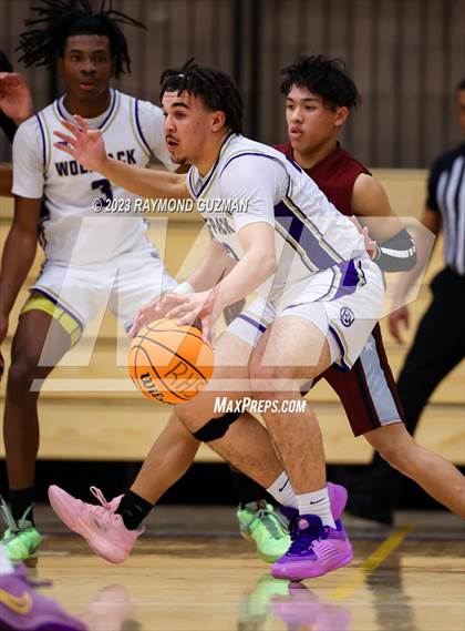 Thumbnail 2 in Fresno Christian vs. Ridgeview photogallery.