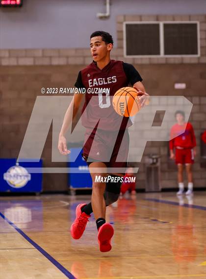 Thumbnail 3 in Fresno Christian vs. Ridgeview photogallery.