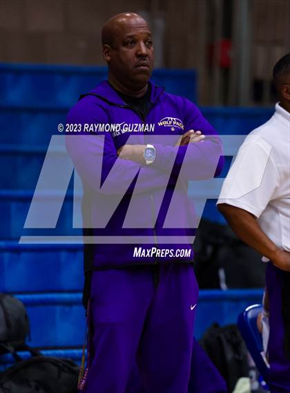 Thumbnail 1 in Fresno Christian vs. Ridgeview photogallery.