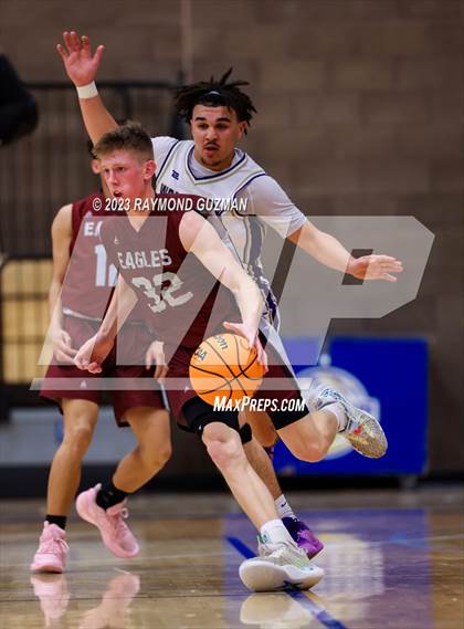 Thumbnail 1 in Fresno Christian vs. Ridgeview photogallery.