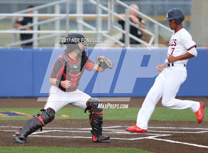 Thumbnail 3 in Allen vs. Harker Heights (UIL 6A Region 1 Area Playoff) photogallery.