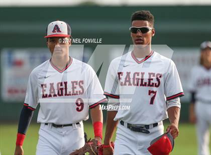 Thumbnail 3 in Allen vs. Harker Heights (UIL 6A Region 1 Area Playoff) photogallery.