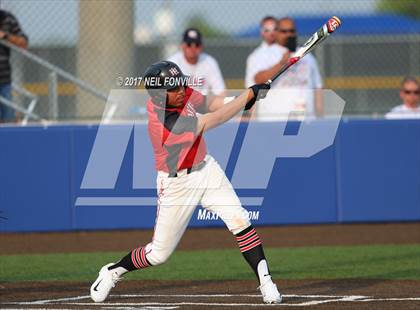 Thumbnail 1 in Allen vs. Harker Heights (UIL 6A Region 1 Area Playoff) photogallery.