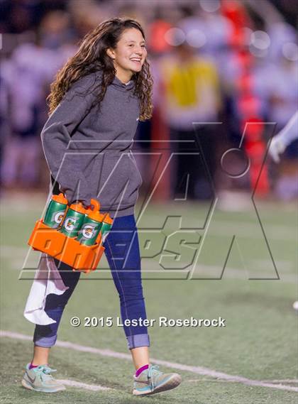 Thumbnail 1 in Smithson Valley vs. Reagan (UIL 6A Bi-district Playoffs) photogallery.