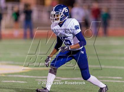 Thumbnail 2 in Smithson Valley vs. Reagan (UIL 6A Bi-district Playoffs) photogallery.