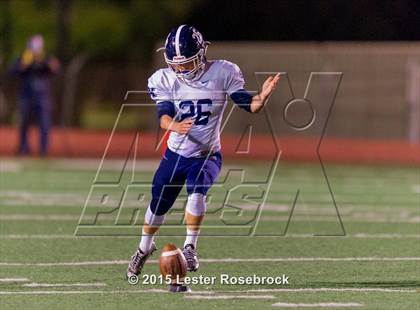 Thumbnail 1 in Smithson Valley vs. Reagan (UIL 6A Bi-district Playoffs) photogallery.