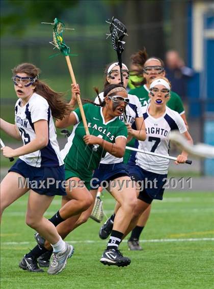 Thumbnail 2 in Lake Shore vs. Brighton (Class B Regional Final) photogallery.