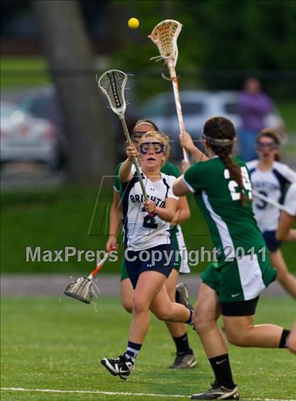 Thumbnail 3 in Lake Shore vs. Brighton (Class B Regional Final) photogallery.