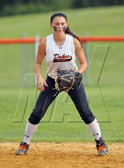 Thumbnail 2 in Marlboro Central vs. Rondout Valley (Section 9 Class B Quarterfinal) photogallery.