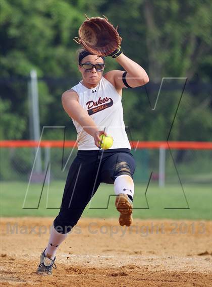Thumbnail 2 in Marlboro Central vs. Rondout Valley (Section 9 Class B Quarterfinal) photogallery.
