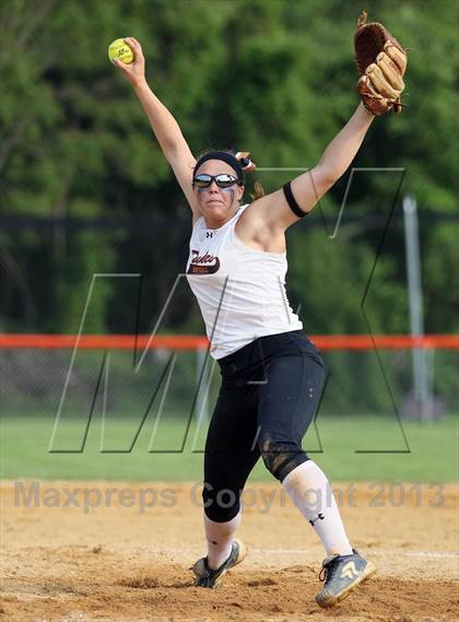 Thumbnail 3 in Marlboro Central vs. Rondout Valley (Section 9 Class B Quarterfinal) photogallery.