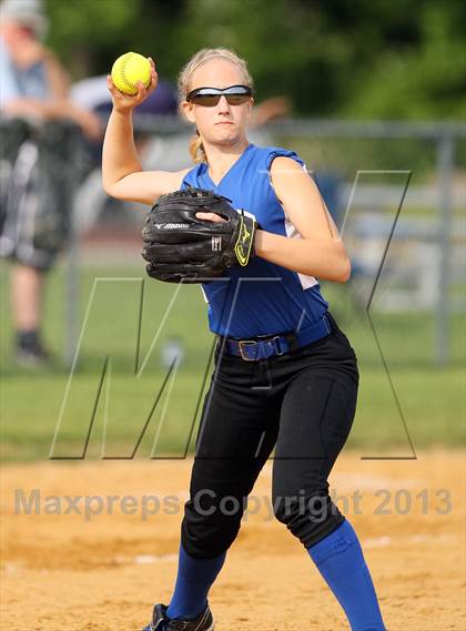 Thumbnail 3 in Marlboro Central vs. Rondout Valley (Section 9 Class B Quarterfinal) photogallery.
