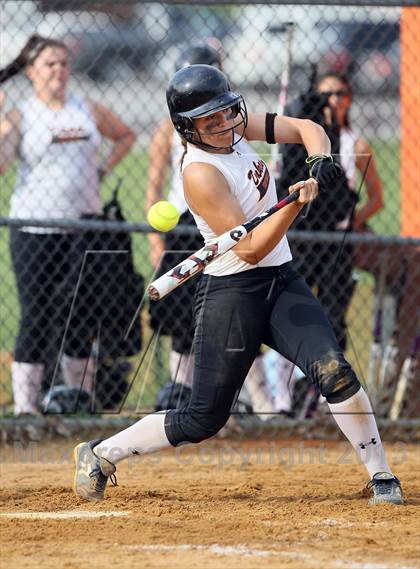 Thumbnail 1 in Marlboro Central vs. Rondout Valley (Section 9 Class B Quarterfinal) photogallery.