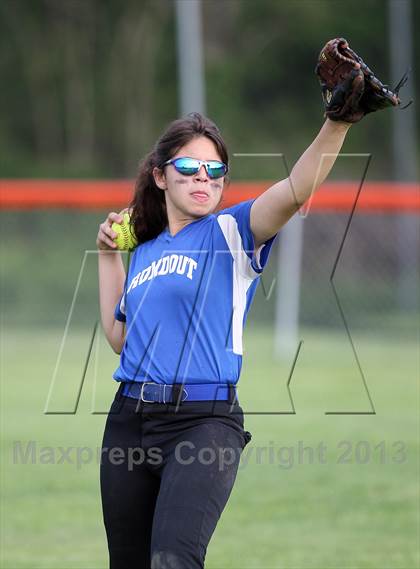 Thumbnail 1 in Marlboro Central vs. Rondout Valley (Section 9 Class B Quarterfinal) photogallery.