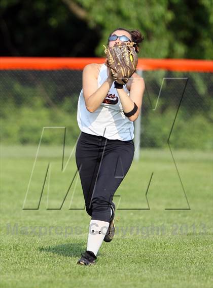 Thumbnail 3 in Marlboro Central vs. Rondout Valley (Section 9 Class B Quarterfinal) photogallery.